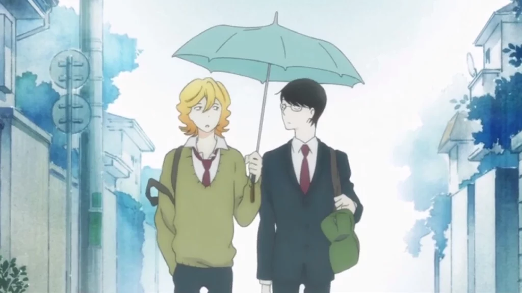Imagem de Doukyuusei anime yaoi sobre dois estudantes com Hikaru e Rihito andando na rua com uma guarda-chuva